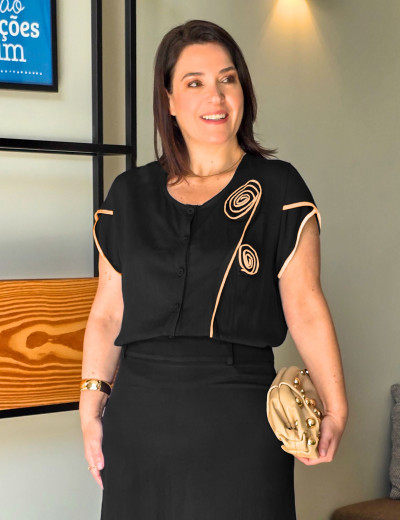 CONJUNTO SAIA FLOR VIÉS PRETO