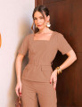 CONJUNTO BLUSA COM CINTO MOCHA MOUSSE